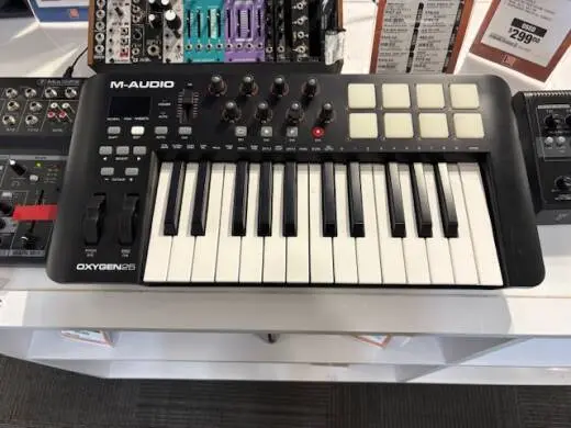 M-Audio - OXYGEN25 IV